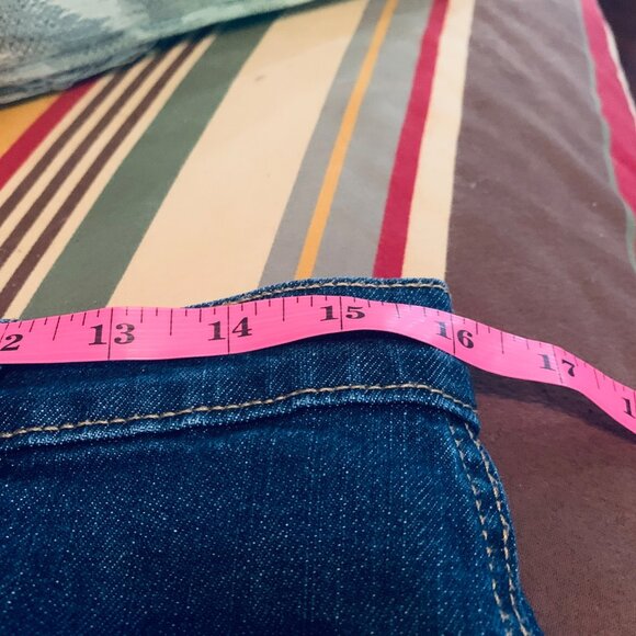 GAP Women’s Skirt Blue Jean Mini Dark Wash Sz 27” Boho Indie Sleaze Grunge Y2k - Picture 10 of 12